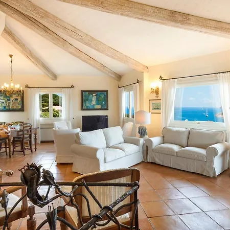 Villa Elvian Villa Baja Sardinia