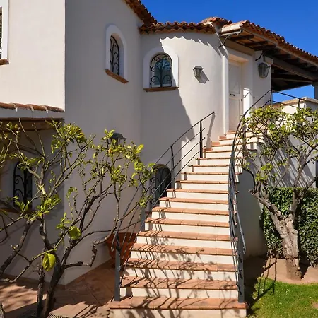 Villa Elvian Villa Baja Sardinia